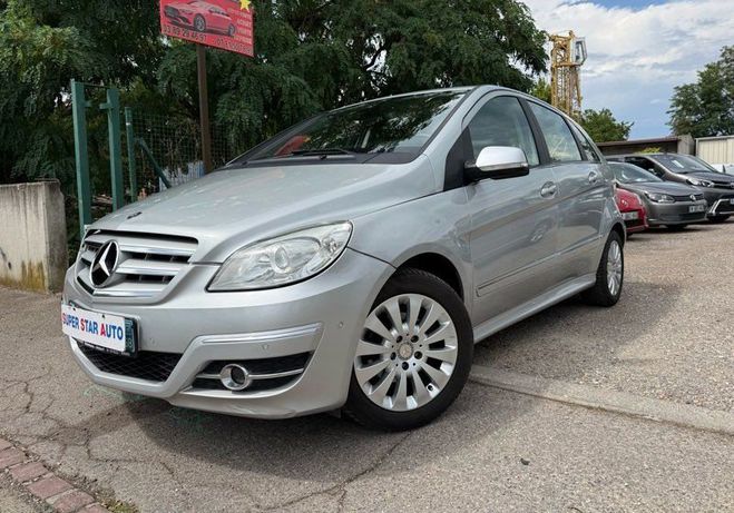 Mercedes Classe B 180 blueefficency design cvt 115cv Gris de 2009