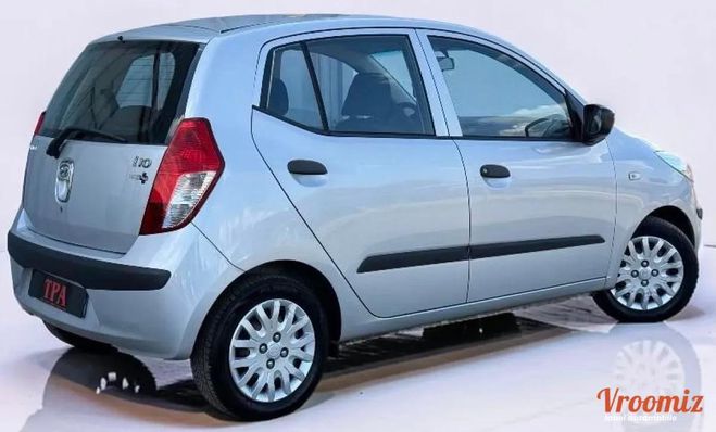 Hyundai I10 1.1i 70ch (4 cv) 12V - BVM5 - 5 Portes - Gris de 2010