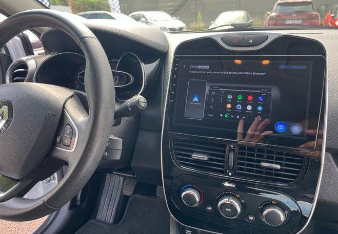 Renault Clio IV 1.2L 16V 75cv Limited Blanc de 2016