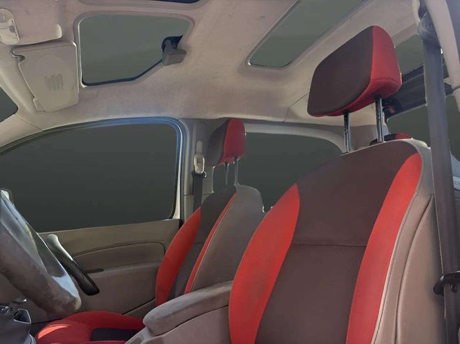 Renault Kangoo 1.5 DCI 105CH 3P BLANC de 2010