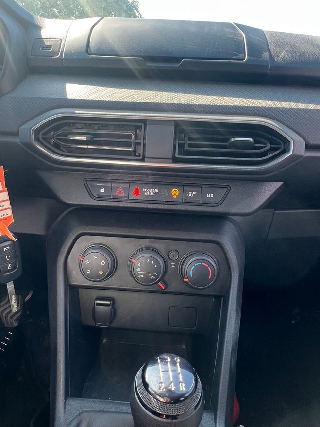 Dacia Sandero III 1.0 TCE 90 CONFORT CT OK 1 Bleu azur de 2022