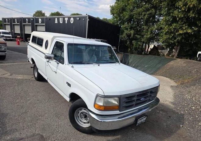 Ford F150 F Simple Cab 5.0L V8 EFI Blanc de 1993