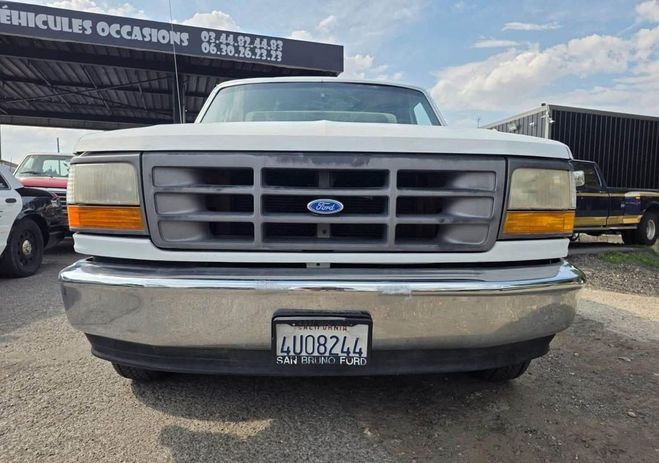Ford F150 F Simple Cab 5.0L V8 EFI Blanc de 1993
