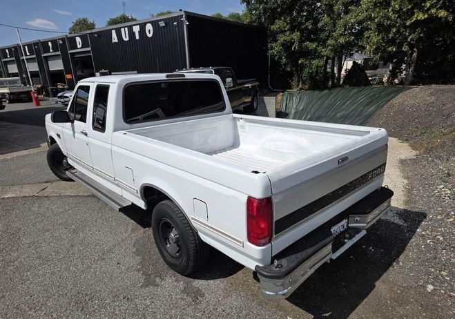 Ford F150 F Extended cab 5.0L V8 Blanc de 1994