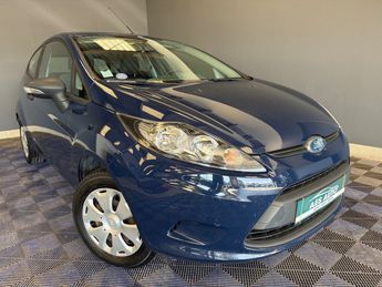  Voir d&eacute;tails -Ford Fiesta 1.25 60 ch Ambiente &agrave; Sannerville (14)