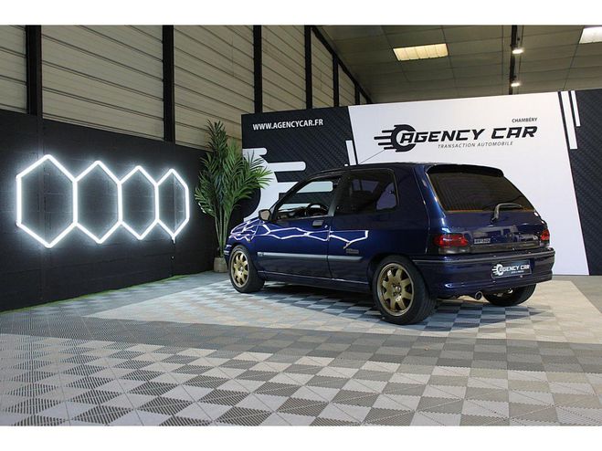Renault Clio Williams Swiss champion 2.0i 16V/ restau BLEU FONCE de 1996