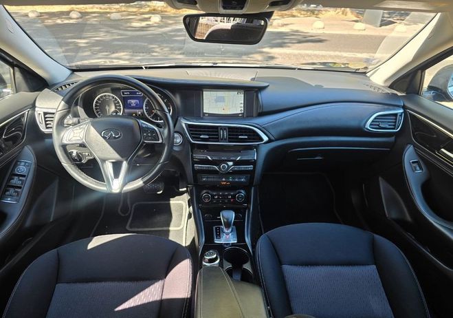 Infiniti Q30 q3 Premium 1.5l Diesel 109ch boite Auto  Noir de 2017