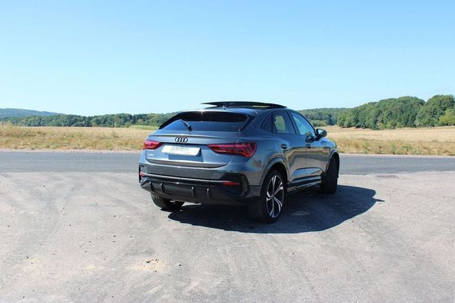Audi Q3 Sportback 35 TDI 150 CV S-LINE S-TRONIC  Gris de 2024