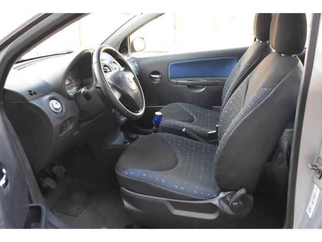 Citroen C2 1.1i GRIS CLAIR de 2005