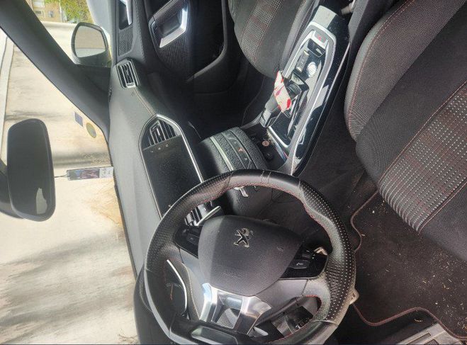 Peugeot 308 1.5 BLUEHDI 130CH S&S GT LINE EAT8 Blanc de 2019