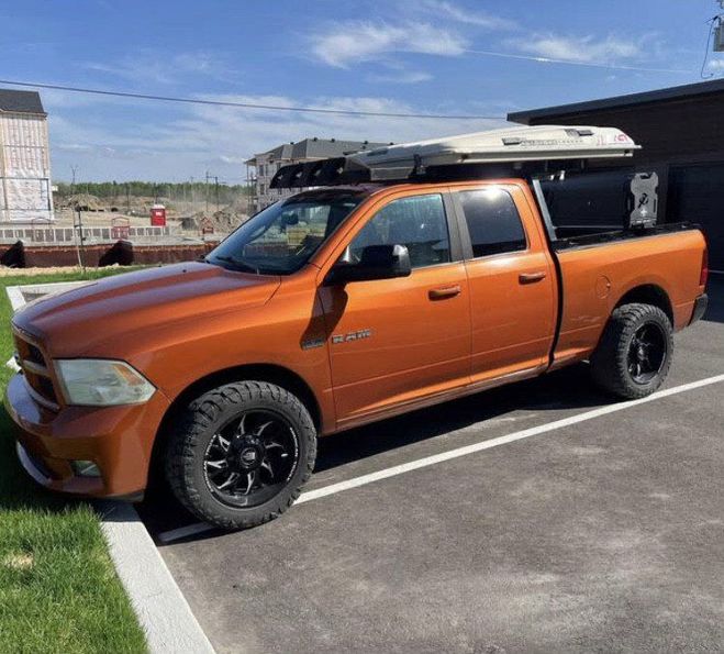 Dodge Ram CAMPEUR 5.7L V8 HEMI 395 - 19900? TTC  de 2010