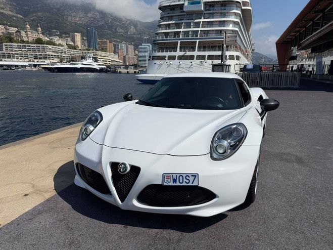 Alfa romeo 4C  BLANC de 2017