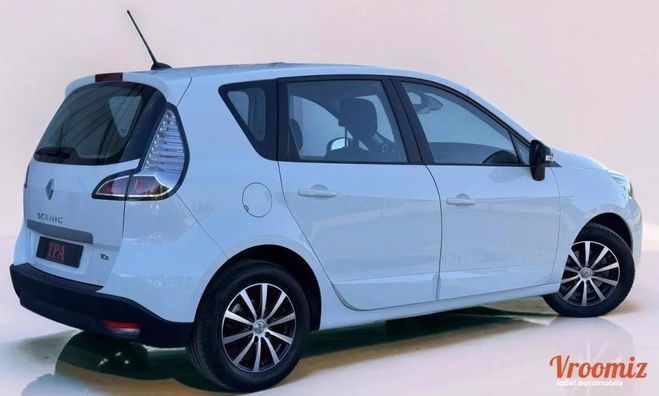 Renault Grand Scenic III PHASE 3 - 1.2 TCe 130 (7 cv)- BVM6 - Blanc de 2016