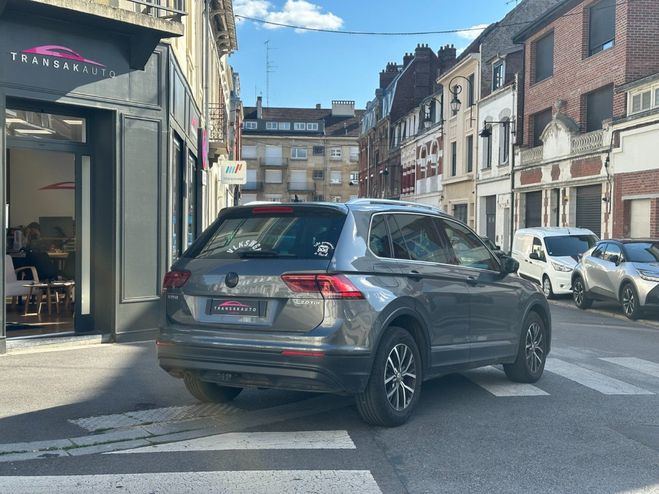 Volkswagen Tiguan 2.0 TDI 115 BMT Confortline / TOIT OUVRA Gris de 2017