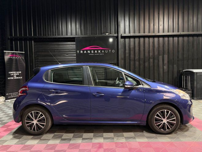 Peugeot 208 1.4 e-HDi 68ch FAP BMP5 BLUE LION Active Bleu de 2013