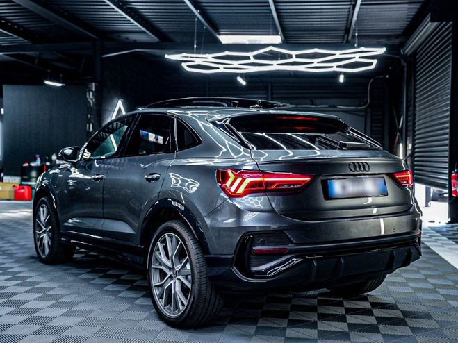 Audi Q3 II Sportback 45 TFSI e 245 ch S line ? T Gris de 2021