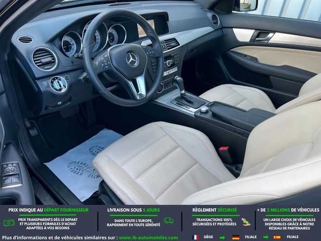 Mercedes Classe C 180 BVA Noir M�tallique de 2011