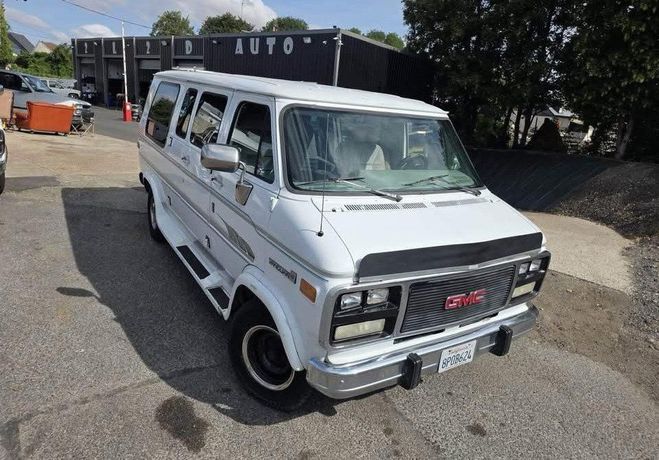Chevrolet Chevy Van GMC Vandura G20 5.7L V8 Blanc de 1995