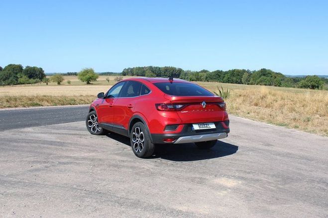 Renault Arkana INTENSE 145 CV MILD HYBRID GPS 3D CAM�RA Rouge de 2022