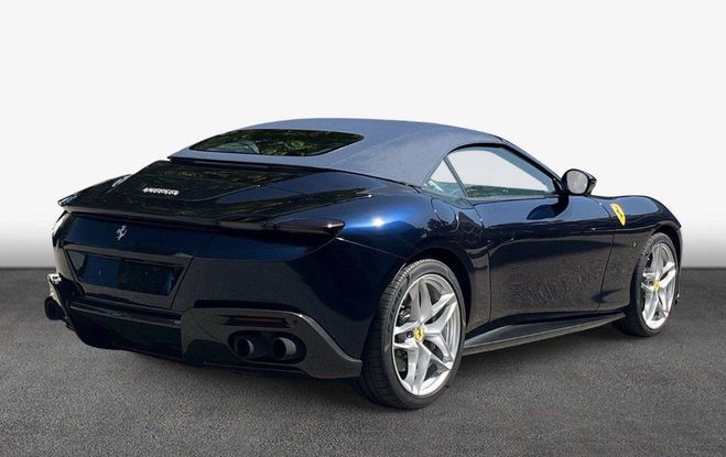 Ferrari Roma Spider carbone EXT Bleu Julie de 2024