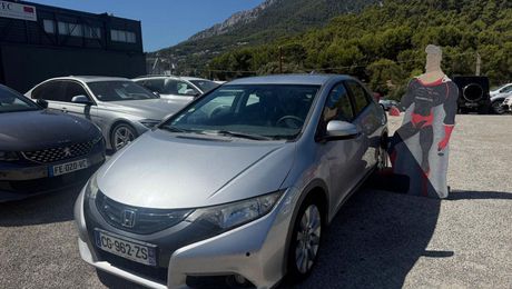 Honda Civic 2.2 150CH I-DTEC EXECUTIVE NAVI 2012 d'occasion a  La Garde (83)