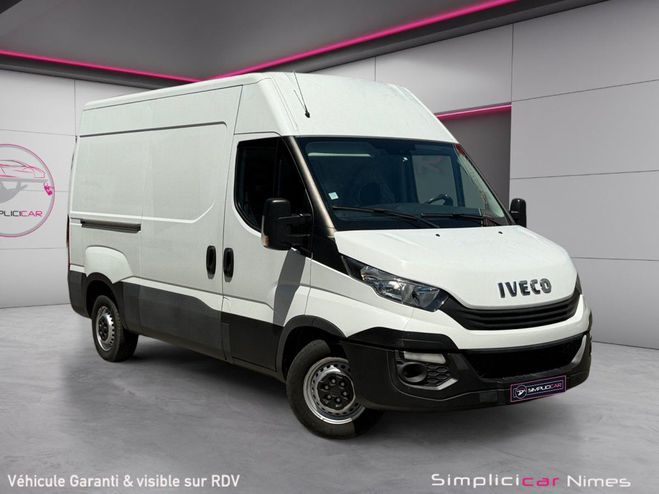 Iveco Daily 35S14 2.3 136 Blanc de 2017