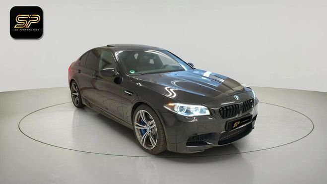 BMW M5 F10 4.4 V8 560 ch * HUD * Harman Kardon  Noir de 2016