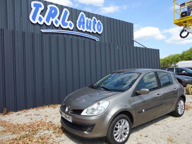 Renault Clio 1.5 DCI 85CH PRIVILEGE QUICKSHIFT 5P Beige de 