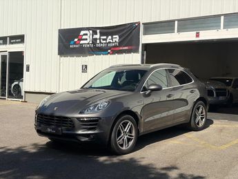  Voir d&eacute;tails -Porsche Macan 3.0 DIESEL 260 S PDK BVA &agrave;  La Garde (83)