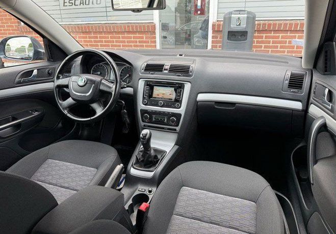 Skoda Octavia 1,6 TDi 105CV 1ERE MAIN 90000KMS  de 2012