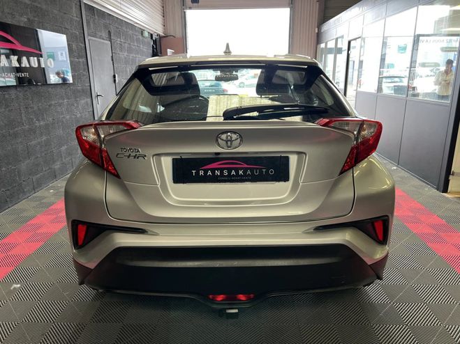 Toyota C HR active 1.2 t 16v 2wd 116 cv - camera de  Gris de 2018