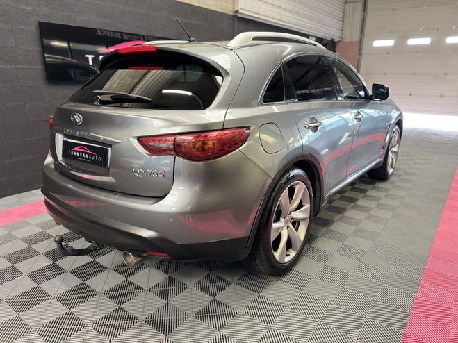 Infiniti QX70 3.0 d v6 s premium 238 cv - bose attelag Gris de 2016