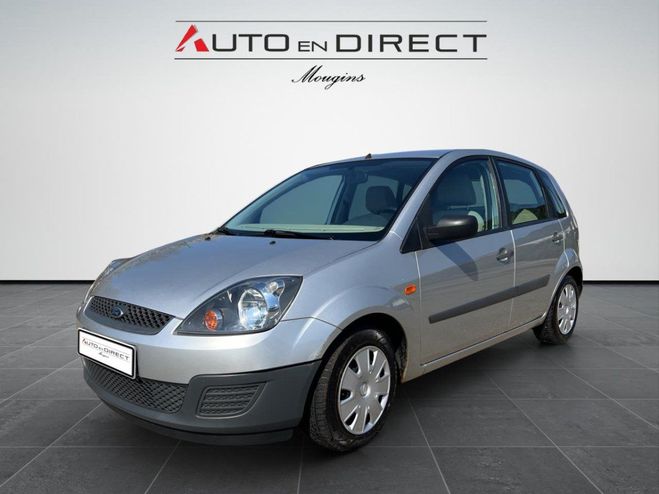 Ford Fiesta 1.3i Ambiente PHASE 2 GRIS de 2006