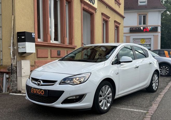 Opel Astra 1.4 t 120 cosmo-camera de recul-garantie Blanc de 2013