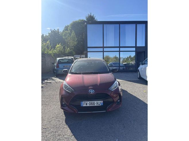 Toyota Yaris Hybrid 116h - BV e-CVT IV 2021 Collectio ROUGE FONCE de 2021