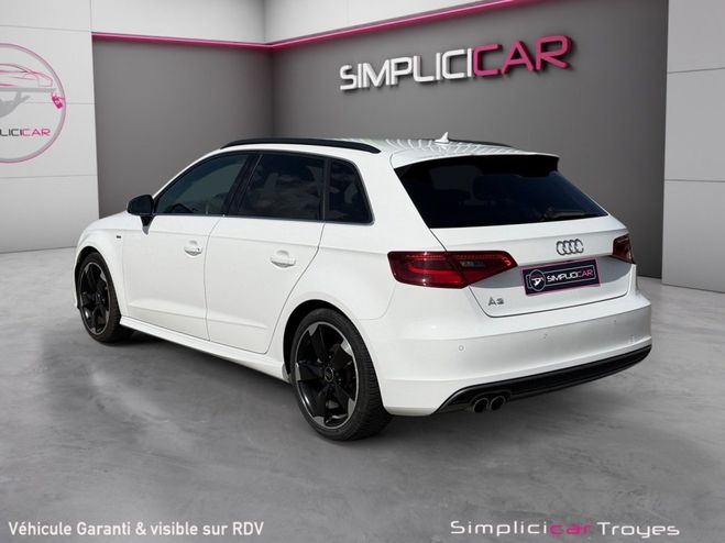 Audi A3 2.0 TDI 150 S LINE Blanc de 2016