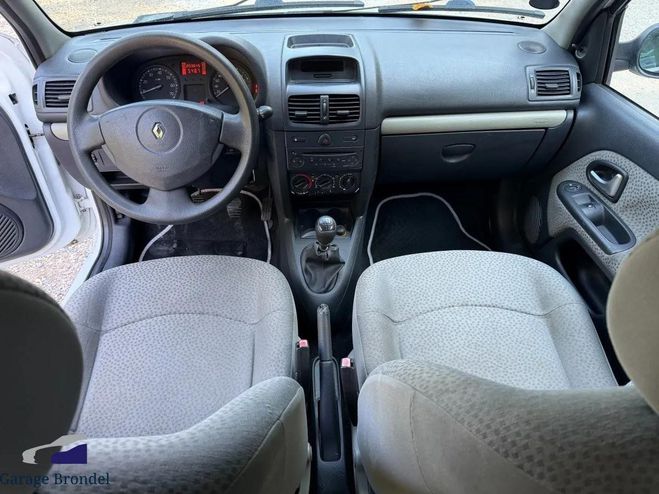 Renault Clio II Campus 1.5 dCi 65cv 3�me main Blanc de 2006