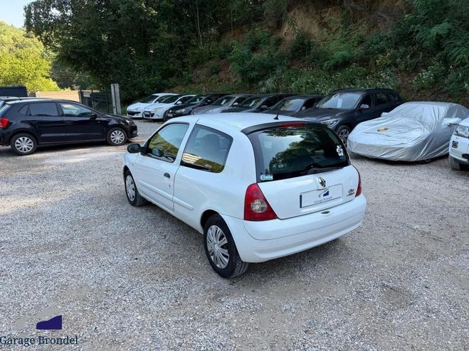Renault Clio II Campus 1.5 dCi 65cv 3�me main Blanc de 2006