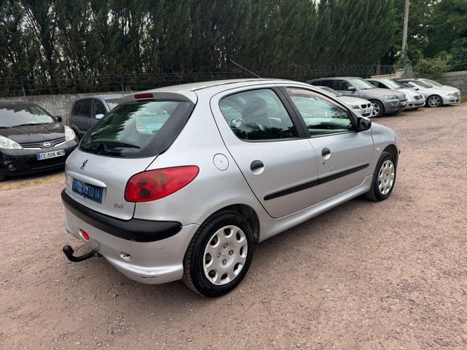 Peugeot 206 1.4e 75ch Gris de 2008