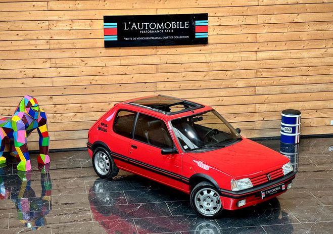 Peugeot 205 GTI 1.9 Restauration compl�te Toit ouvra Rouge de 1993