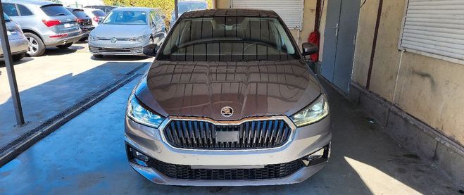 Skoda Fabia 1.0 tsi 95 style Gris de 2023