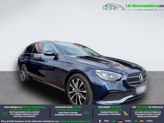 Mercedes Classe E 300 de BVA Bleu M�tallique de 2022