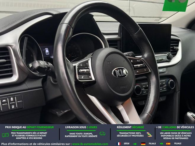 Kia Ceed 1.6 CRDi 136 ch BVM Blanc M�tallique de 2021