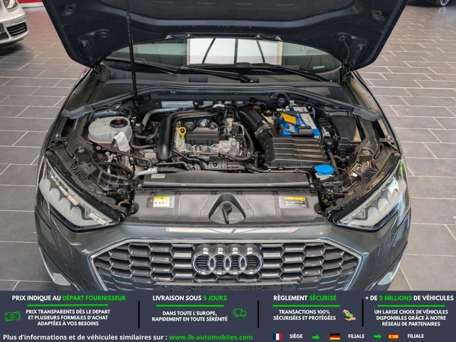 Audi A3 30 TFSI Mild Hybrid 110 BVA Gris M�tallique de 2022