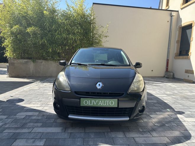 Renault Clio (3) Business 1.5 dCi 85 Eco2 Noir de 2010