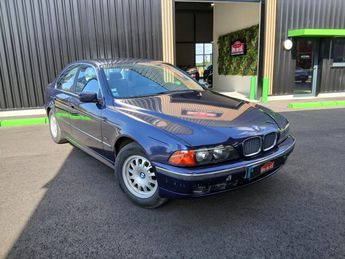  Voir d&eacute;tails -BMW Serie 5 523i Pack BERLINE E39 PHASE 1 &agrave; Esvres (37)