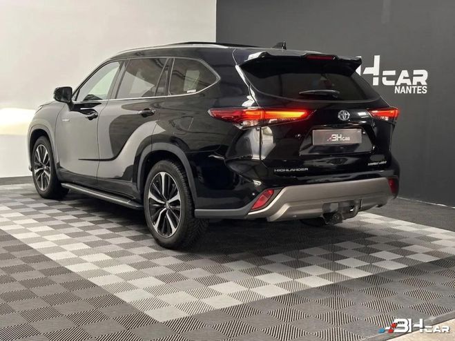 Toyota Highlander LOUNGE AWD 4X4 - SUIVI COMPLET - TOIT OU Noir de 2021