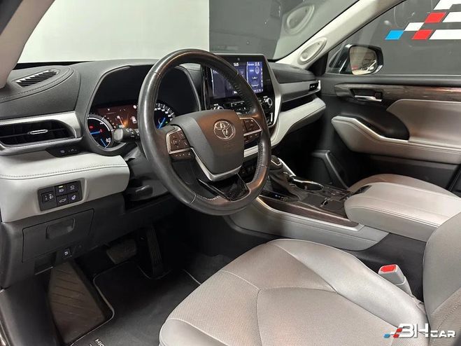 Toyota Highlander LOUNGE AWD 4X4 - SUIVI COMPLET - TOIT OU Noir de 2021