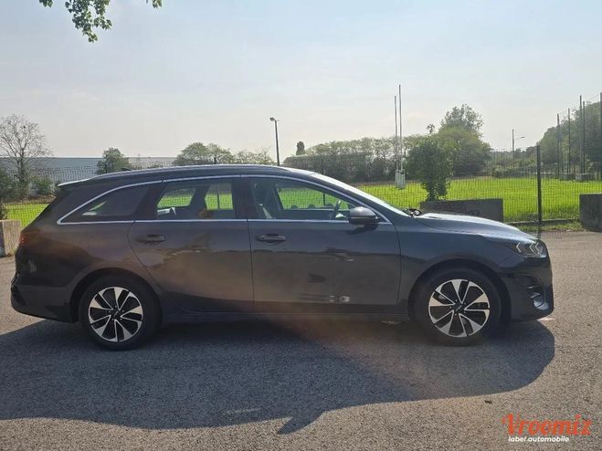 Kia Ceed d SW ceed 1.6 gdi hybride 135 active dct Gris de 2023