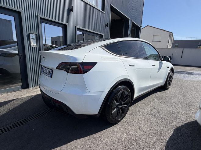 Tesla Model Y GRANDE AUTONOMIE PROPULSION Blanc Nacr� de 2024